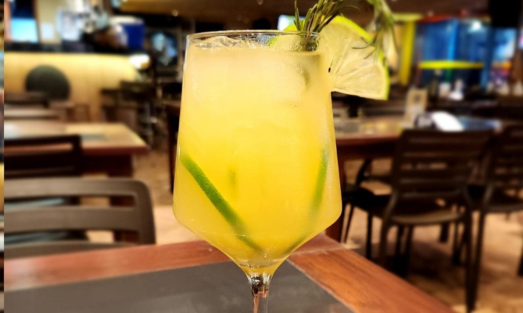 Carnaval: restaurante em Belém aposta em drinks regionais para atrair público durante a folia