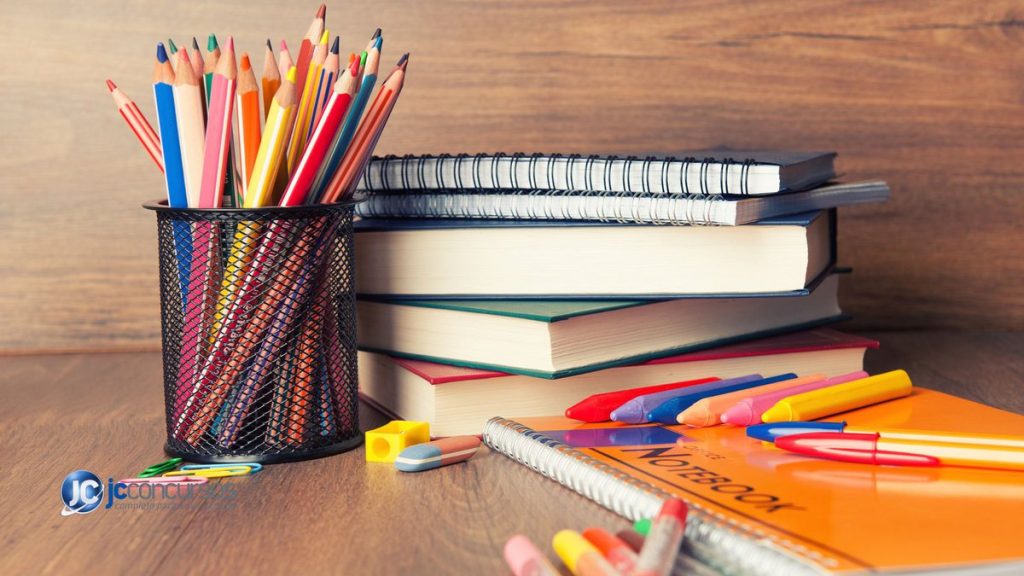 Advogado orienta pais e responsáveis sobre o que pode e o que não pode ser solicitado na lista de material escolar