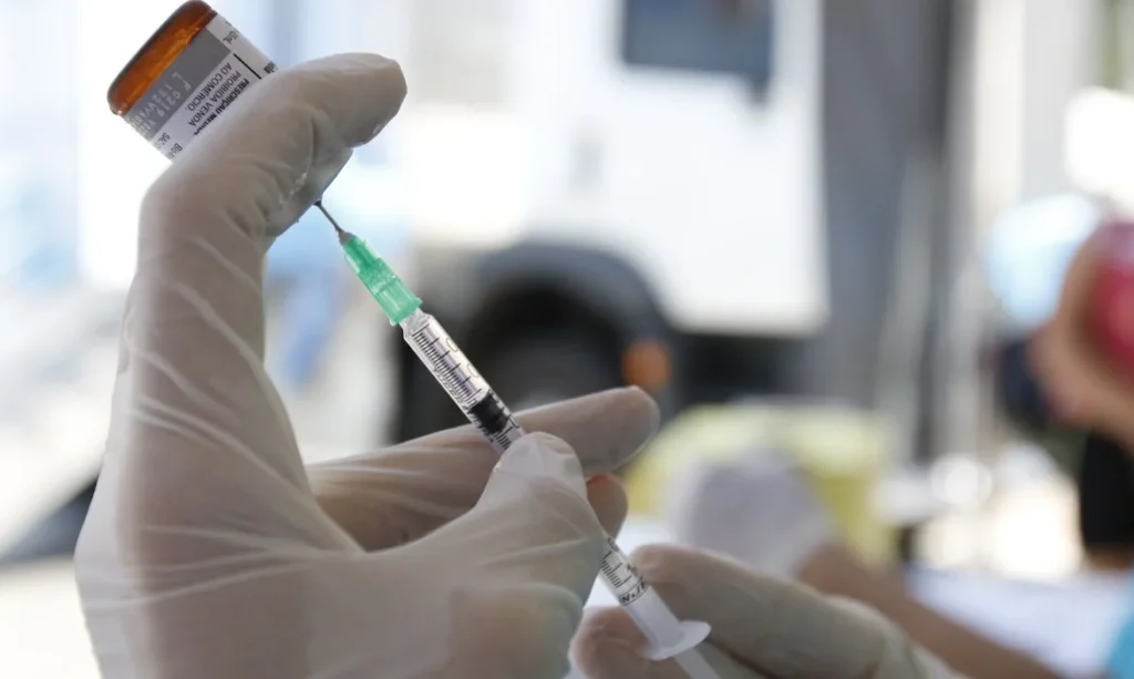 Vacinação contra a dengue em Belém começa nesta quarta-feira (19)