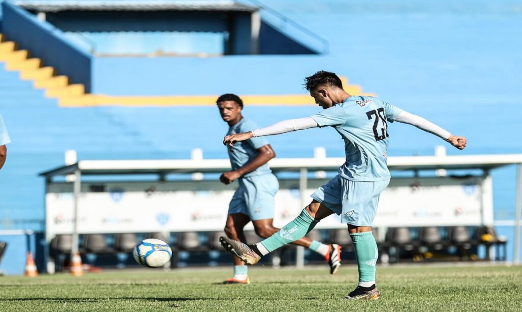 Paysandu é o time da Série B que mais levou cartões vermelhos em 13 rodadas