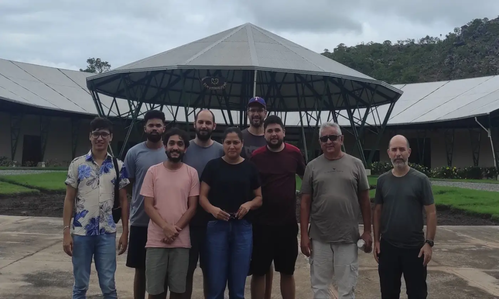 Pesquisadores exploram biodiversidade no Parque Estadual Monte Alegre