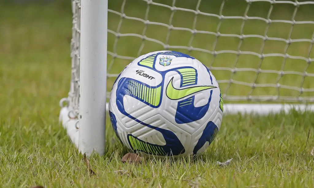 CBF anuncia ranking de arbitragem e reformula estrutura do setor