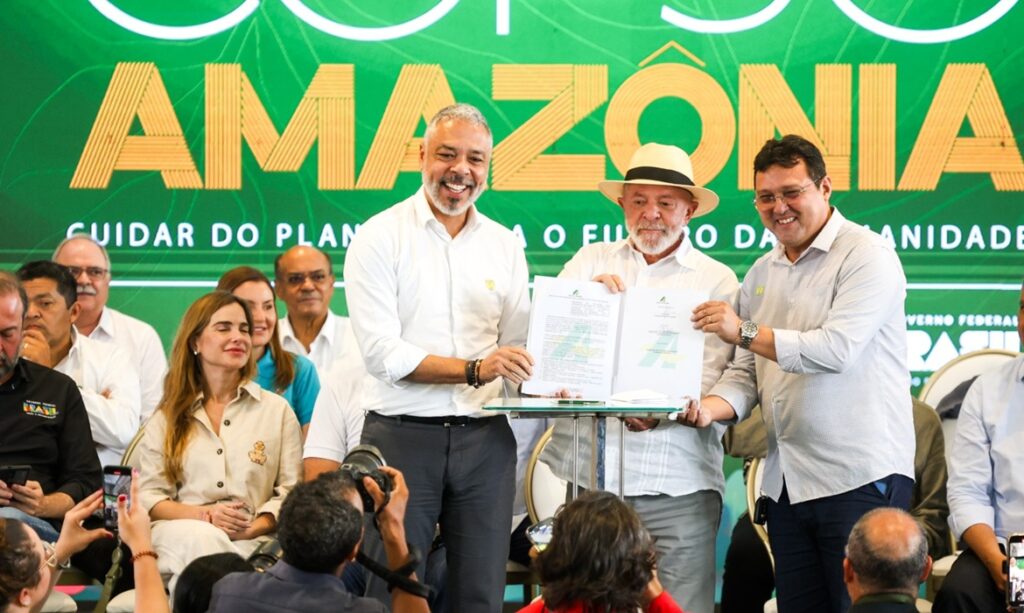 Lula anuncia aumento do microcrédito na Região Norte