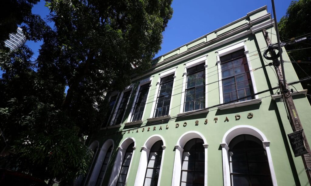 PGE abre inscrições para processos seletivos de estágio em nível superior e pós-graduação