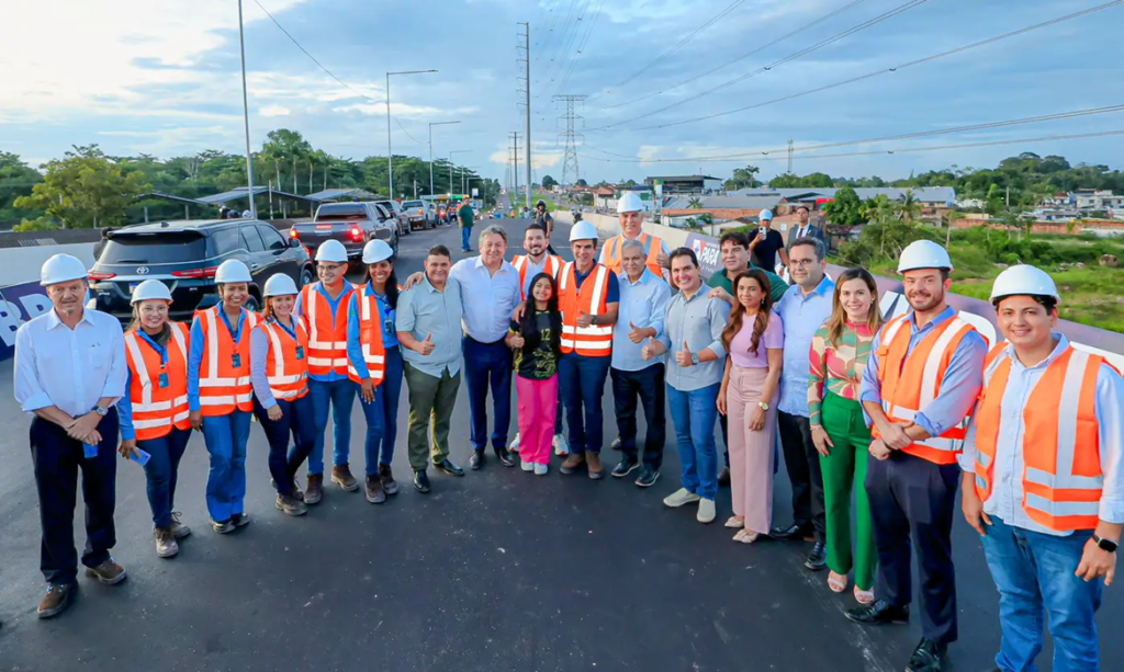 Governo do Pará inspeciona obra de novo viaduto da BR-316