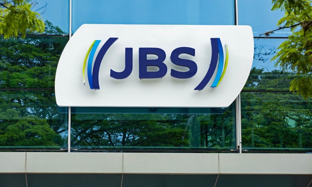 Ano de 2024 foi fechado pela JBS com receita líquida de R$ 417 bi, uma alta de 14,6%