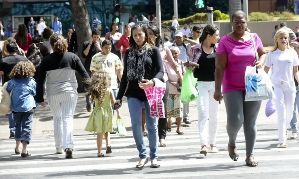 Mulheres no mercado de trabalho: avanços são significativos, mas os desafios ainda persistem