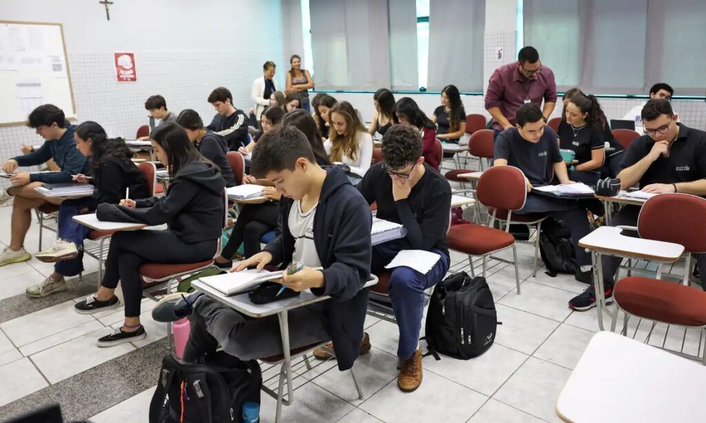 Inscrições para o Enem 2025 começam; prazo vai até 6 de junho