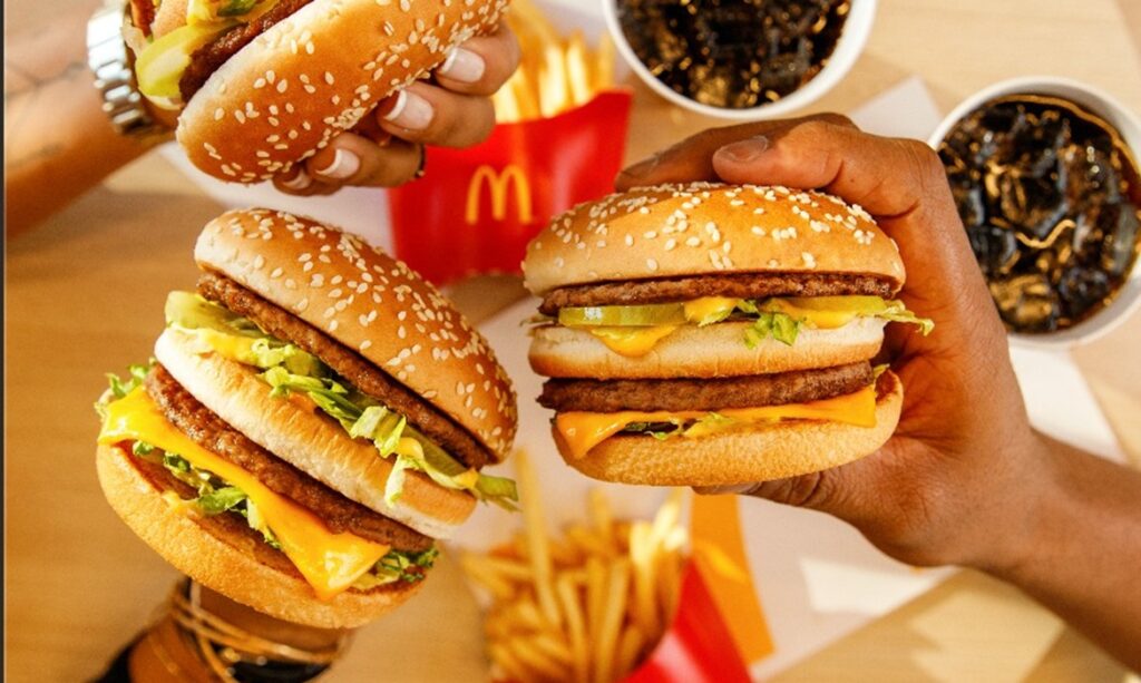 McDonald’s celebra Dia do Hambúrguer destacando clássicos que viraram ícones culturais