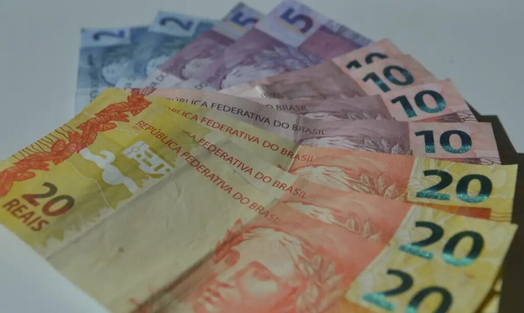 Crédito deve crescer 8,5% em 2025, projeta Febraban