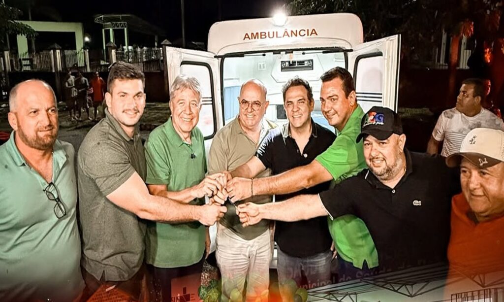 Priante acompanha entrega de ambulância para Peixe-Boi