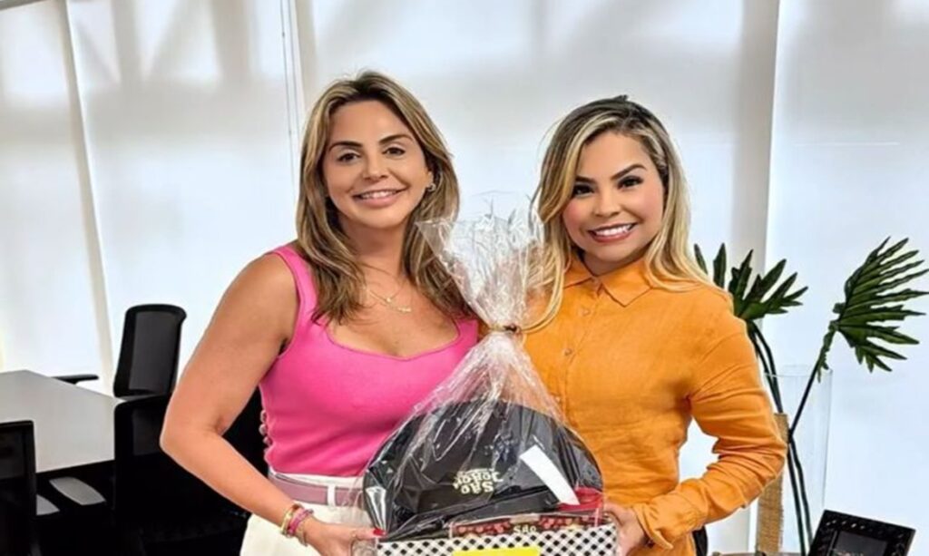 Cilene Couto recebe prefeita de Marituba