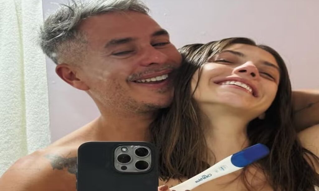 Ivan Moré anuncia gravidez da primeira filha com Giovanna Lemos após reversão de vasectomia