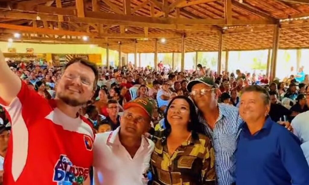 Deputado Dirceu Ten Carten acompanha entrega de benefícios em Conceição do Araguaia