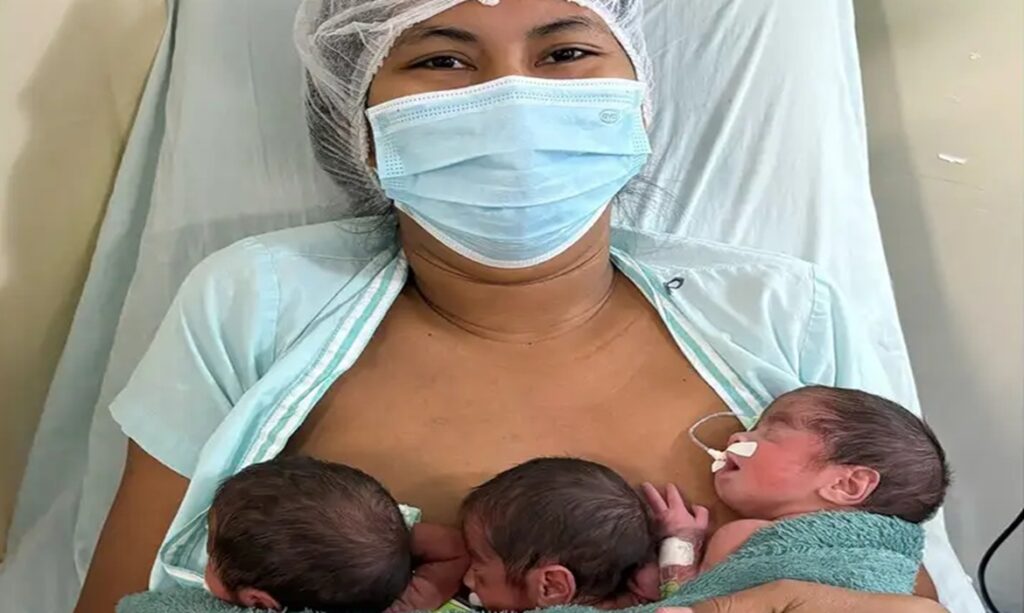 Mãe tem surpresa ao dar à luz trigêmeos em hospital de Barcarena, após diagnóstico de gêmeos