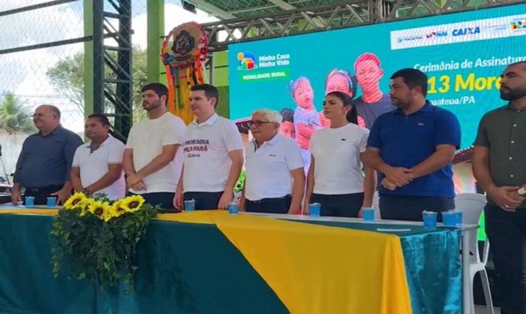 Diana Belo prestigia assinatura do Minha Casa Minha Vida em Tracuateua