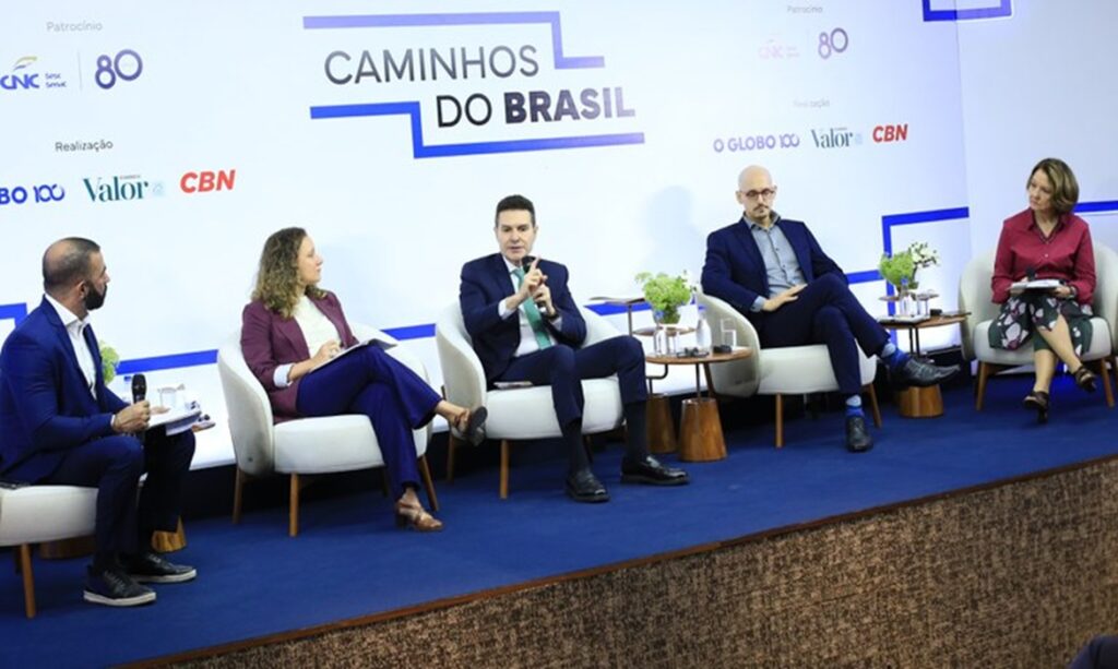 Jader Filho participa de seminário sobre mobilidade no Rio de Janeiro