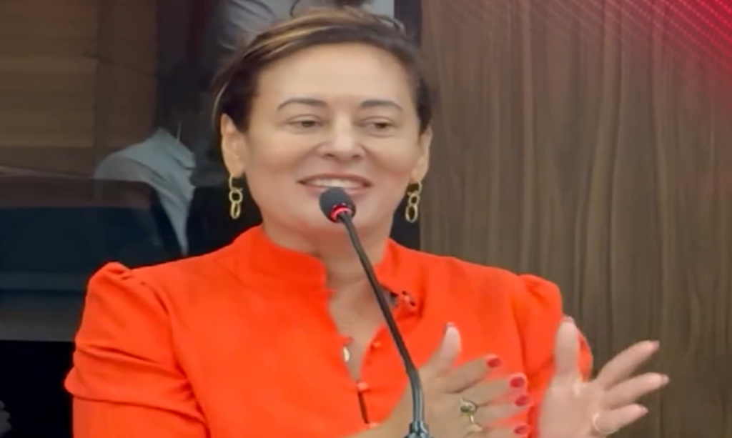 Dilvanda Faro participa da posse de Bordalo na presidência do PT de Belém