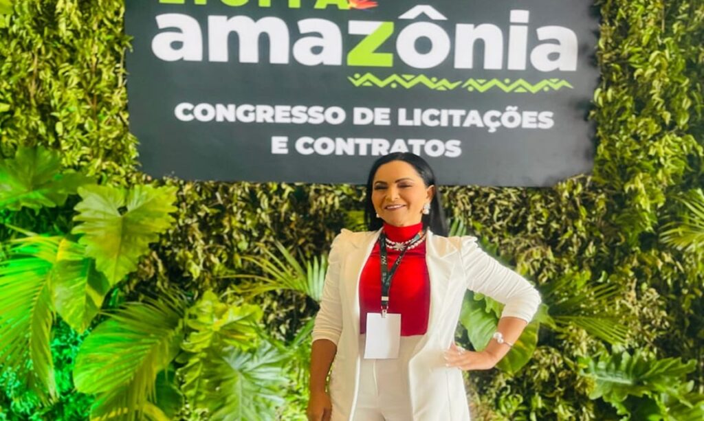 Márcia Matos representa Parauapebas no 1º Congresso Amazônico de Licitações e Contratos Públicos 3 Márcia Matos representa Parauapebas no 1º Congresso Amazônico de Licitações e Contratos Públicos