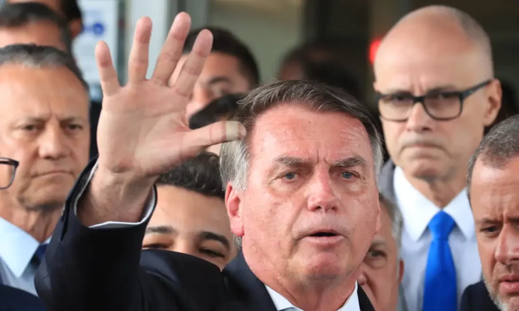 PGR defende reforço de policiamento próximo à residência de Bolsonaro