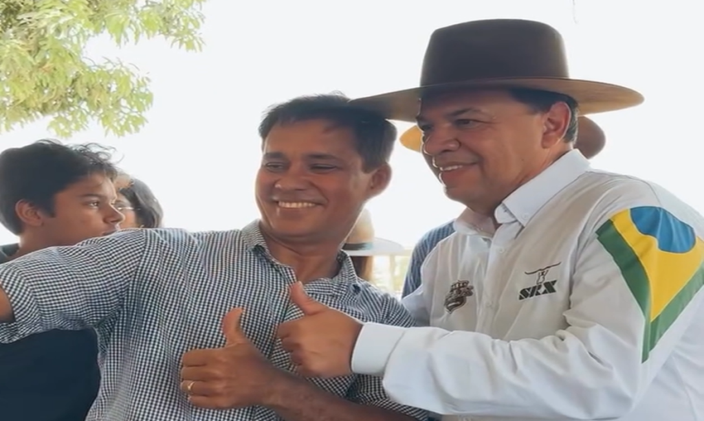Chicão marca presença em Cavalgada tradicional que anima FAX 2025 em Xinguara