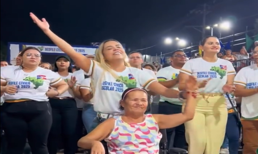 Prefeita Patrícia celebra desfile cívico como exemplo de inclusão e união em Marituba