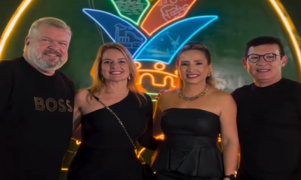 Renato Ogawa acompanha a terceira noite de shows do Festival do Abacaxi em Barcarena