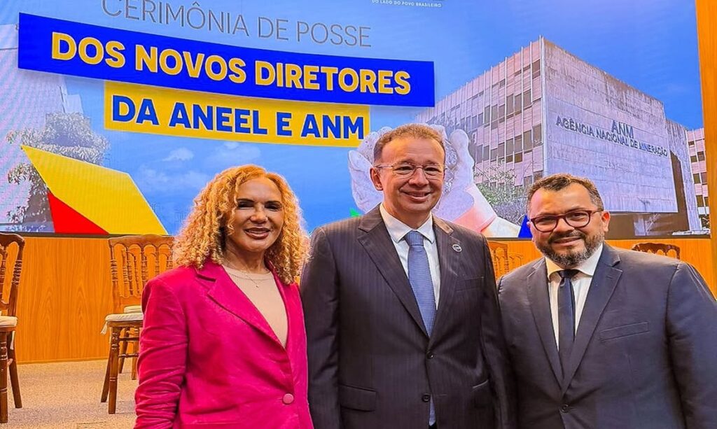 Adair Neves participa da posse dos novos diretores de agências reguladoras de energia e mineração