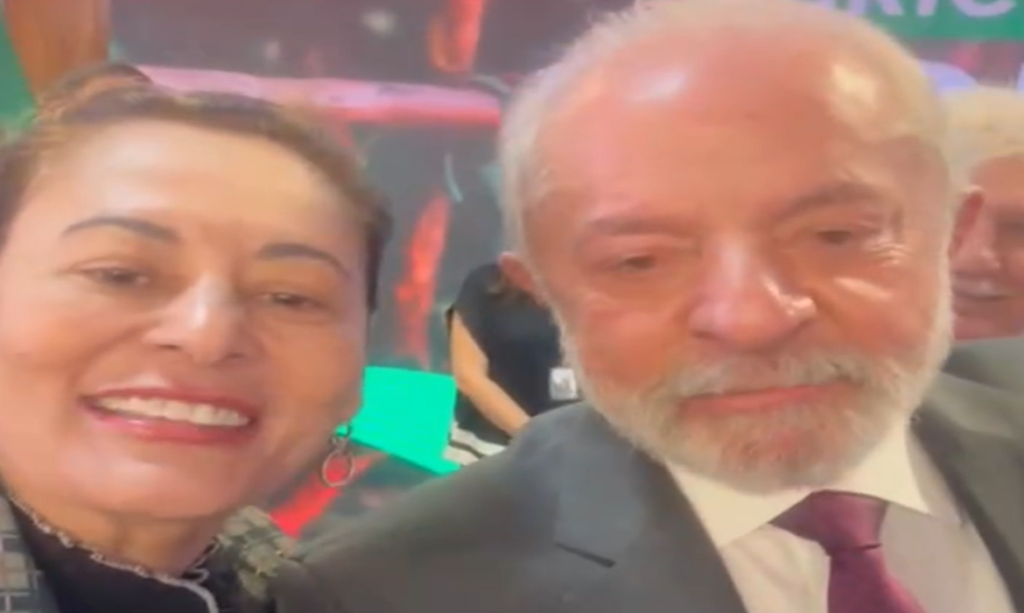Dilvanda Faro publica vídeo ao lado de Lula e anuncia visita do presidente ao Pará