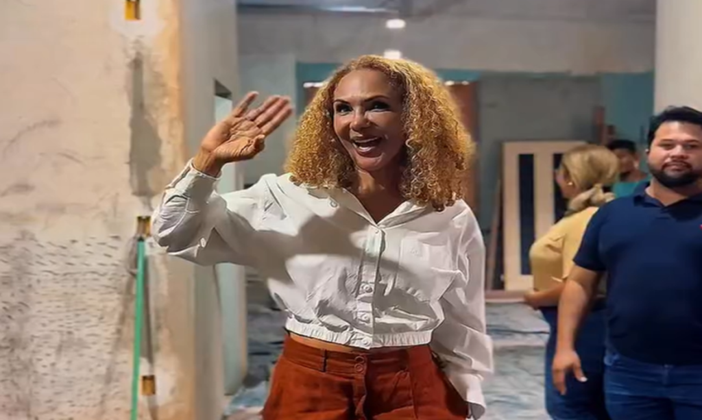 Empresária Adair Neves encontra motivação em visita a obra