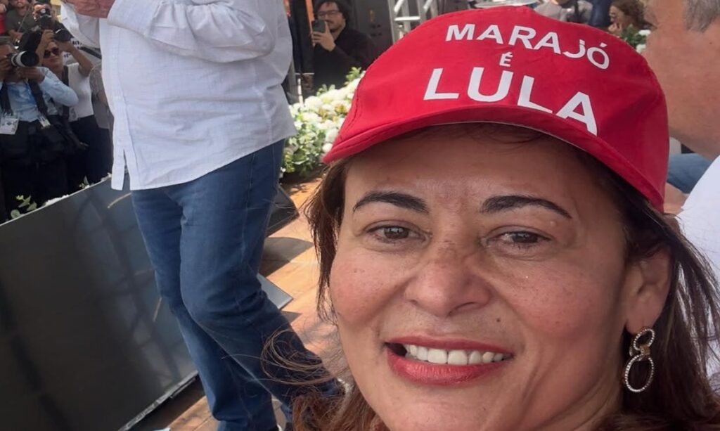 Dilvanda Faro acompanha visita de Lula ao Marajó 2 Dilvanda Faro acompanha visita de Lula ao Marajó