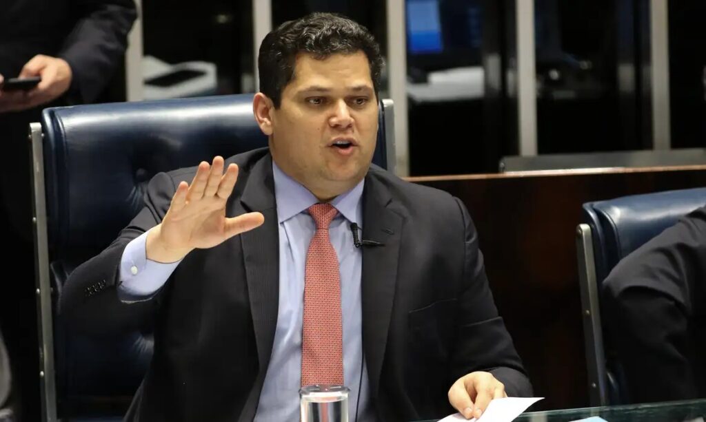 Alcolumbre determina instalação de CPI do Crime Organizado para investigar facções e milícias 1 Alcolumbre determina instalação de CPI do Crime Organizado para investigar facções e milícias