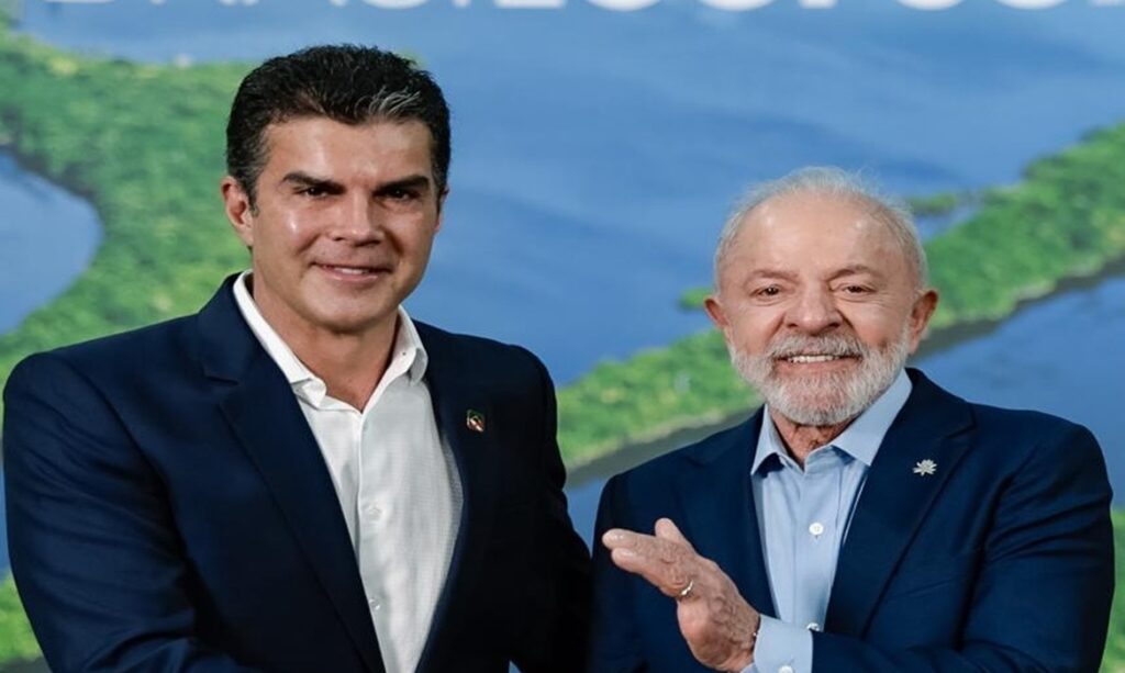 Helder participa do início da Cúpula do Clima em Belém