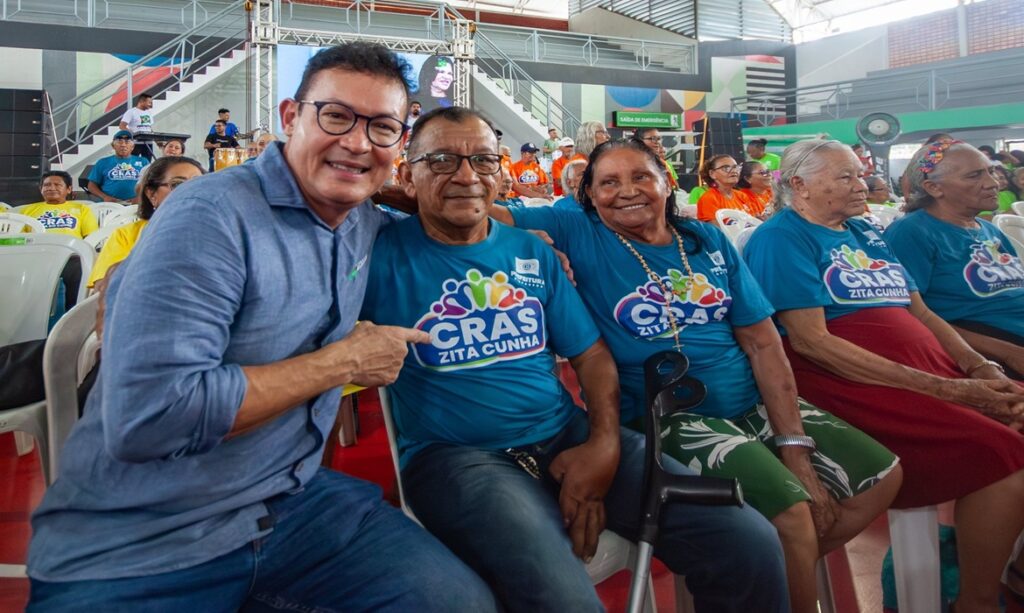 Renato Ogawa celebra avanços da assistência social em evento temático