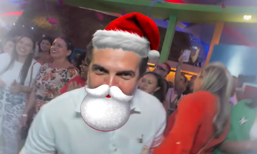 Rubens Magno recebe dezembro ao som de tecnomelody e celebra clima natalino