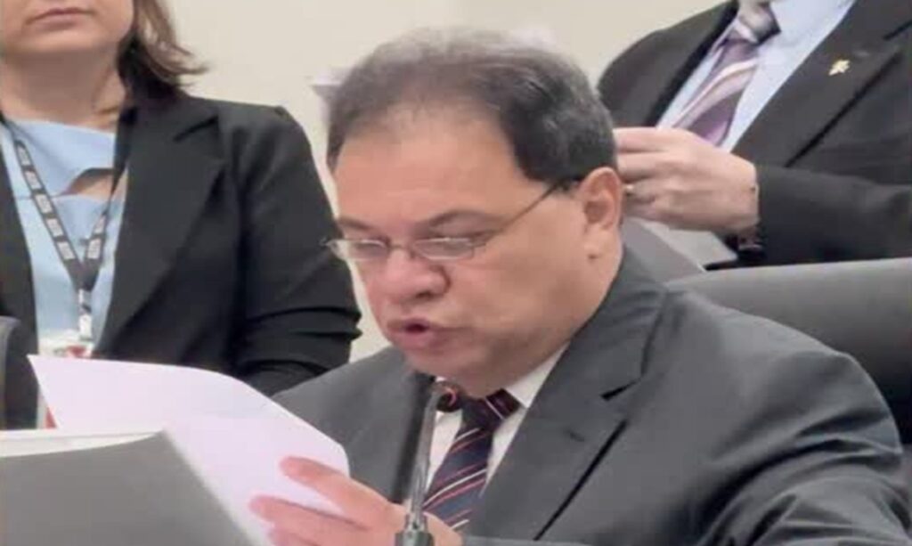Deputado Chicão mostra vários momentos de seu mandato