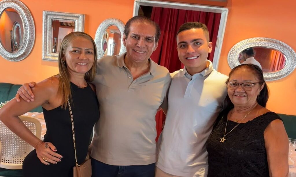 Aniversário de Lander Pacheco é celebrado com sofisticação no restaurante Casa Blanca, em Belém