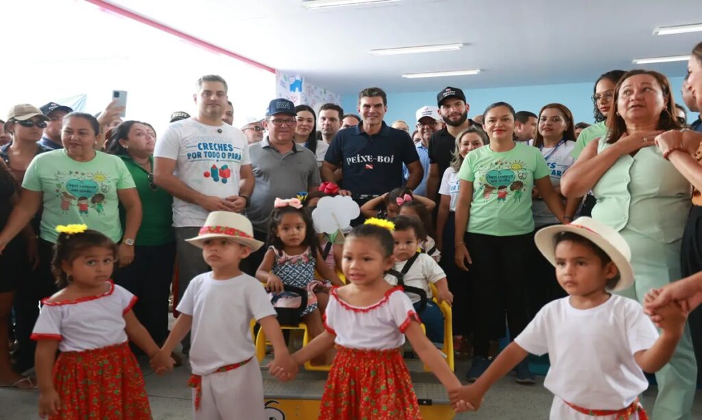 Helder inaugura nova creche em Peixe-Boi e avança em programa de educação infantil
