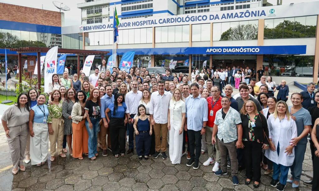 Helder entrega nova Emergência Cardiológica e UTI Neonatal no HC e anuncia ampliação de serviços 9 Helder entrega nova Emergência Cardiológica e UTI Neonatal no HC e anuncia ampliação de serviços