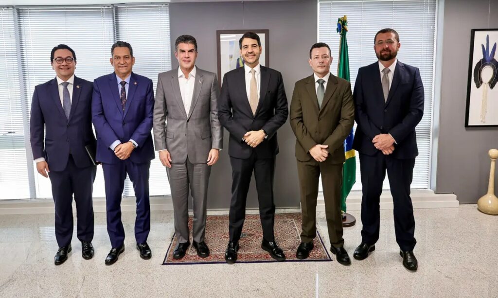 Helder articula com AGU regularização fundiária para 40 mil pessoas no Pará 5 Helder articula com AGU regularização fundiária para 40 mil pessoas no Pará