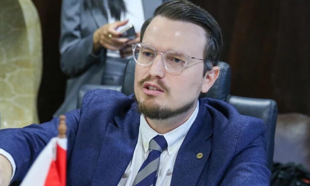 Pará sanciona lei “Não Se Omita”, com protagonismo de Dirceu Ten Caten, para fortalecer combate à violência contra a mulher