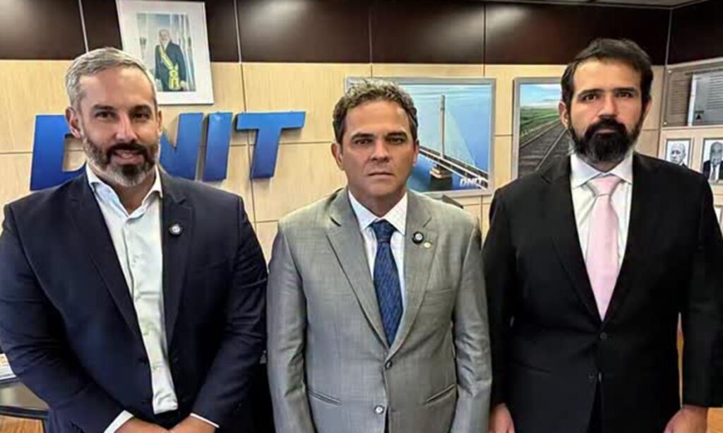 Priante anuncia que o DNIT autorizou contratações emergenciais para recuperação de trechos da BR-163 e BR-230 no Pará