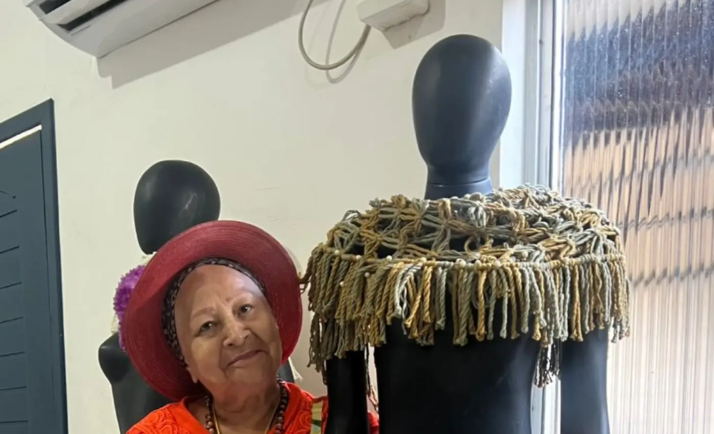 Curro Velho integra técnicas ancestrais e materiais alternativos em oficinas de artesanato e artes visuais