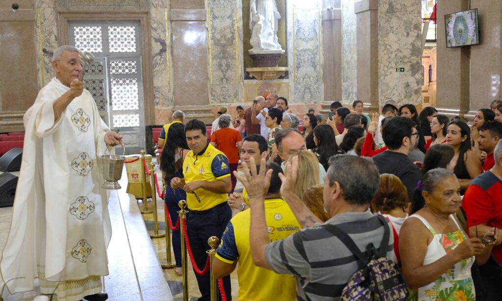 Basílica de Nazaré divulga programação especial em homenagem a Maria