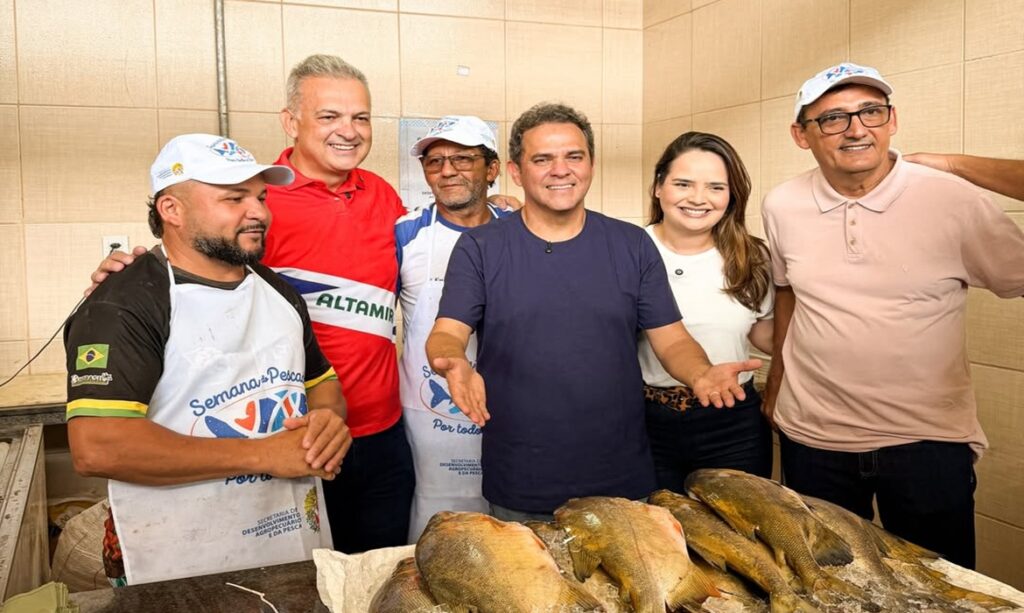 Deputado Priante entrega quadriciclos e participa de ação social em Altamira