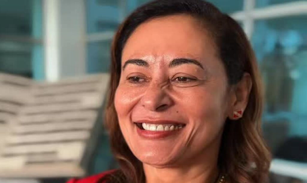 Série “PT em 1 minuto” entrevista a deputada Dilvanda Faro
