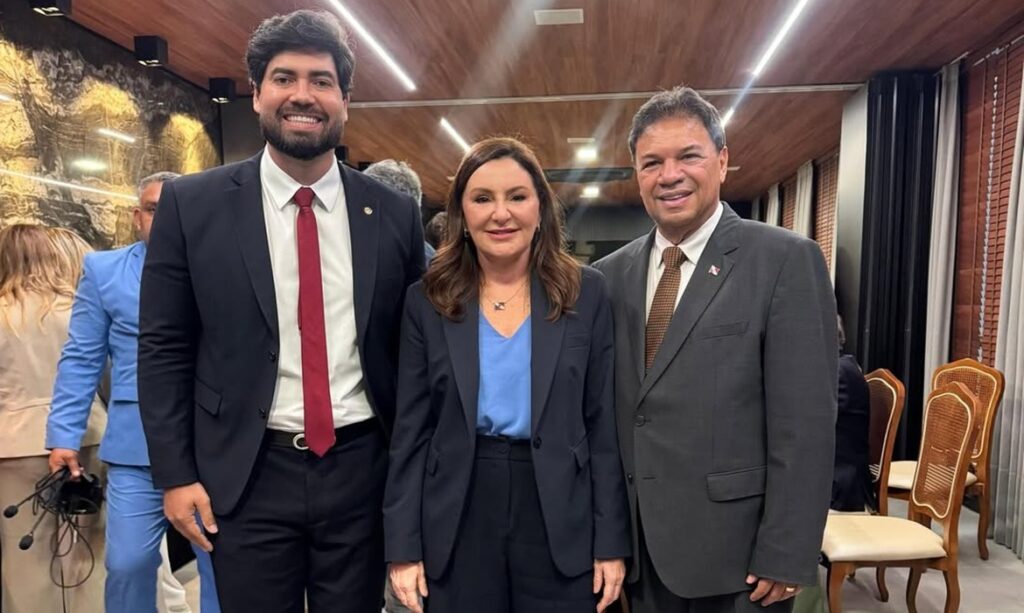 Deputado Adriano Coelho, Chicão e governadora Hana reforçam diálogo institucional na Alepa