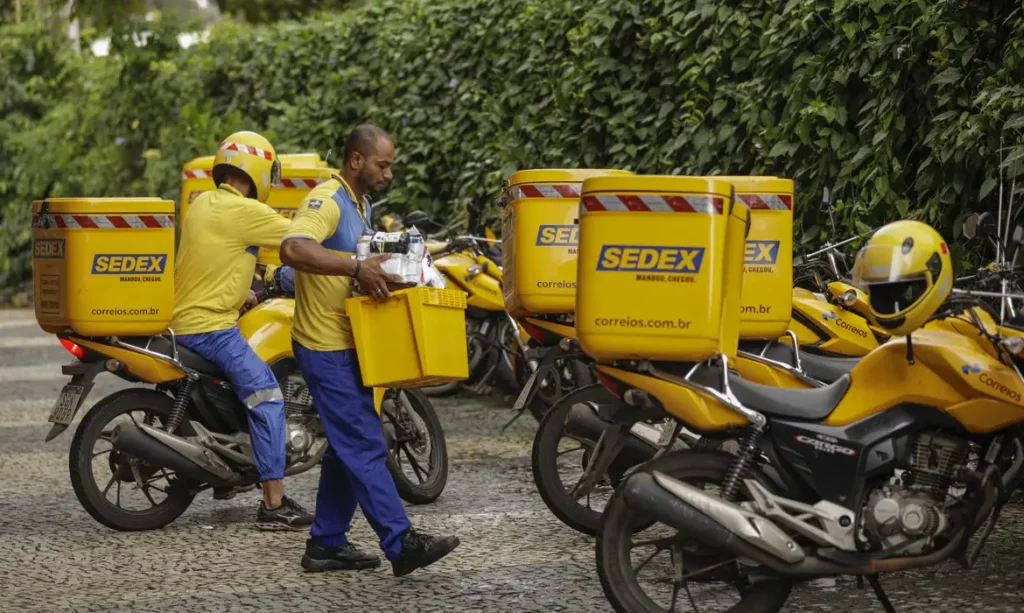 Correios acumulam 14º trimestre seguido de prejuízo e fecham 2025 com rombo de R$ 8,5 bilhões 1 Correios acumulam 14º trimestre seguido de prejuízo e fecham 2025 com rombo de R$ 8,5 bilhões