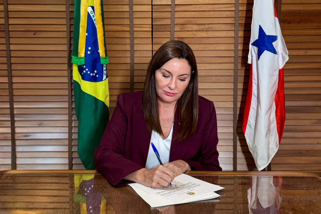 Projeto de lei de Hana Ghassan obriga agressor a pagar pela tornozeleira eletrônica 1 Projeto de lei de Hana Ghassan obriga agressor a pagar pela tornozeleira eletrônica