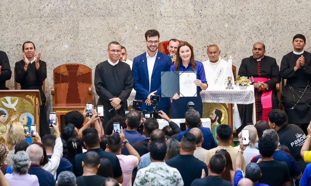Governadora Hana Ghassan oficializa Novena de Nossa Senhora do Perpétuo Socorro como patrimônio imaterial do Pará